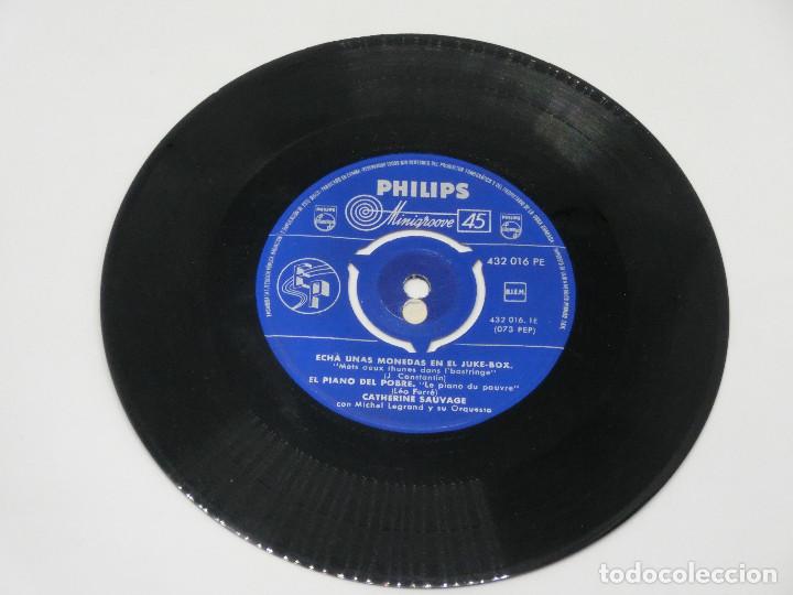 Discos de vinilo: SINGLE - CATHERINE SAUVAGE - ECHA UNAS MONEDAS EN EL JUKE - BOX - Foto 3