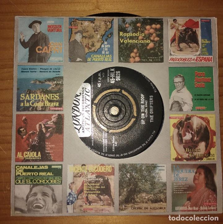 Discos de vinilo: THE DRIFTERS - UP ON THE ROOF - Foto 3
