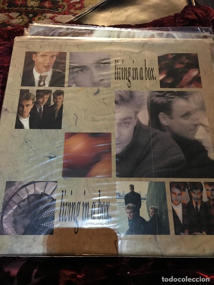 Discos de vinilo: LP - LIVING IN A BOX - SAME - Foto 1