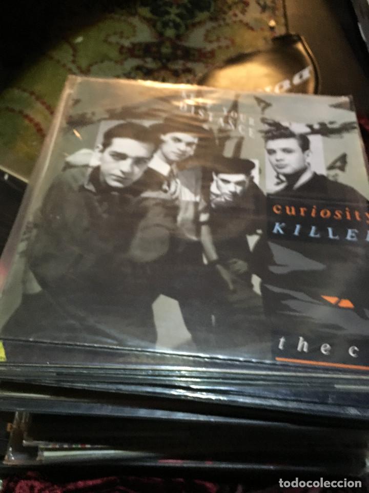 Discos de vinilo: CURIOSITY KILLED THE CAT &ndash; KEEP YOUR DISTANCE - LP - Foto 1