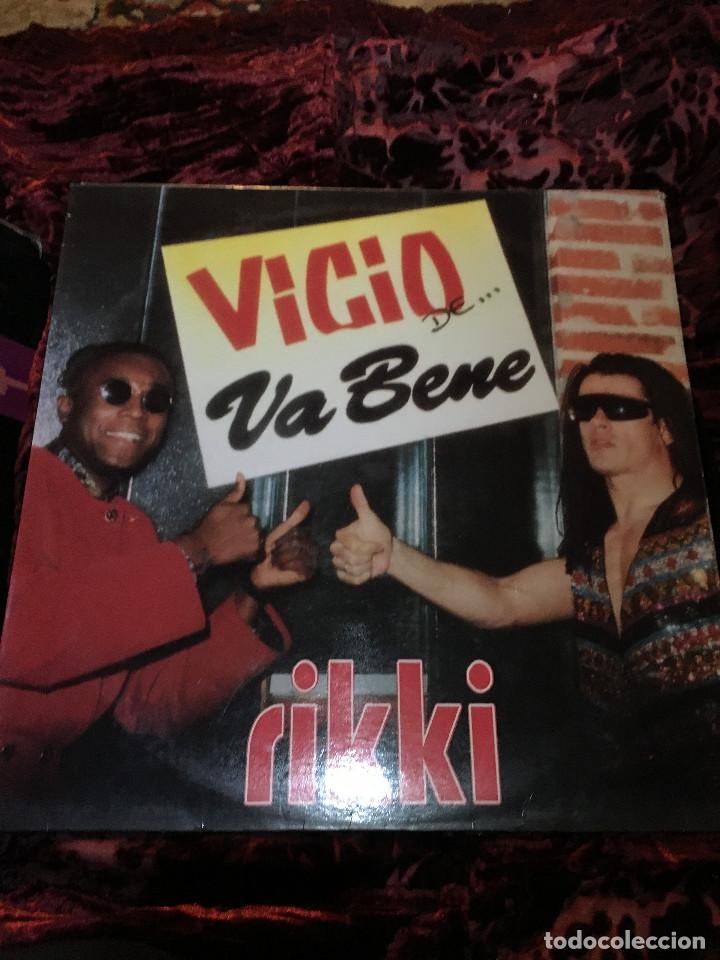 Discos de vinilo: MAXI RIKKI : VICIO DE VA BENE - Foto 1