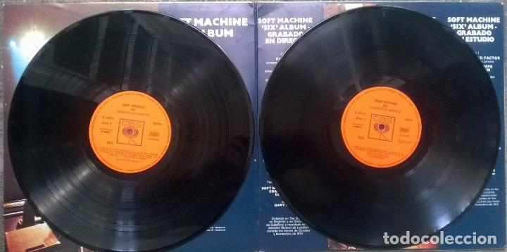 Discos de vinilo: Soft Machine. Six. CBS, Spain 1973 (2 LP + doble cubierta) - Foto 4