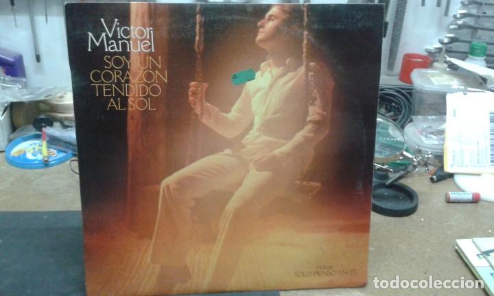 Discos de vinilo: VICTOR MANUEL	SOY UN CORAZON TEDIDO AL SOL - Foto 1