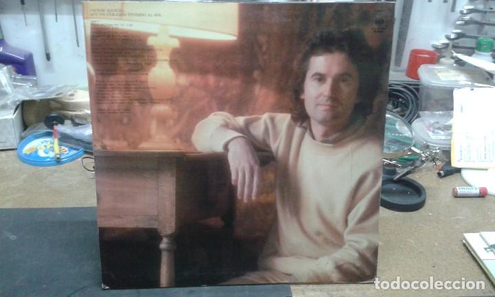 Discos de vinilo: VICTOR MANUEL	SOY UN CORAZON TEDIDO AL SOL - Foto 2