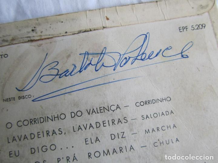 Discos de vinilo: 2 vinilos firmados de Bartolo Valen&ccedil;a Rapazes do ritmo - Foto 9
