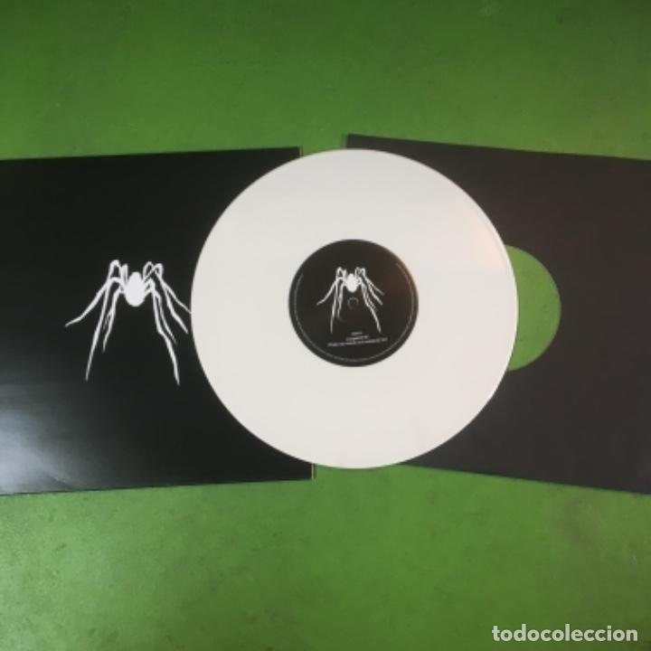 Discos de vinilo: La red(Pedro Andreu)H&eacute;roes del Silencio - Foto 2