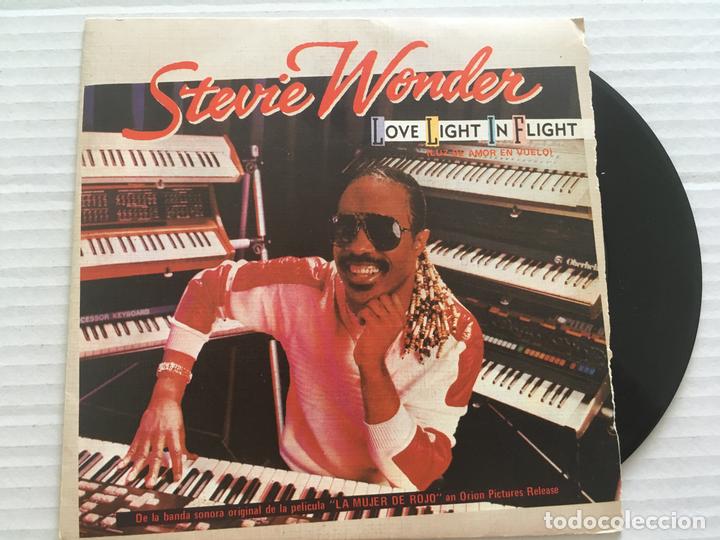 Discos de vinilo: 7 SINGLE-STEVIE WONDER-LOVE LIGHT IN FLIGHT - Foto 1