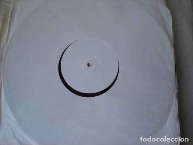 Discos de vinilo: Zone Tripper ?     Feersum Noise - Foto 2