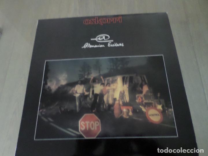 Discos de vinilo: LP OSKORRI  ALEMANIAN EUSKARAZ - Foto 1