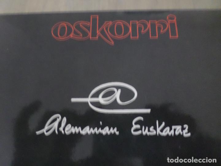Discos de vinilo: LP OSKORRI  ALEMANIAN EUSKARAZ - Foto 2