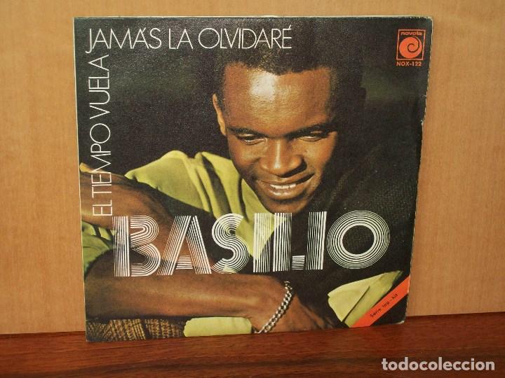 Discos de vinilo: BASILIO  -  EL  TIEMPO  VUELA  -  JAMAS  LA  OLVIDARE  -SINGLE - Foto 1