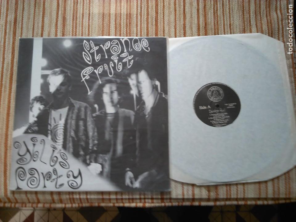 Discos de vinilo: STRANGE FRUIT LP-YILI&acute;S PARTY - Foto 1
