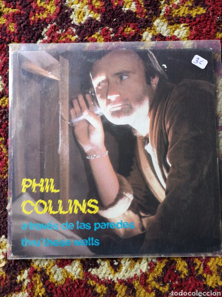Discos de vinilo: SINGLE PHIL COLLINS- A TRAV&Eacute;S DE LAS PAREDES, 1982. - Foto 1