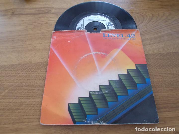 Discos de vinilo: LEVEL 42. THE SUN GOES DOWN - Foto 1