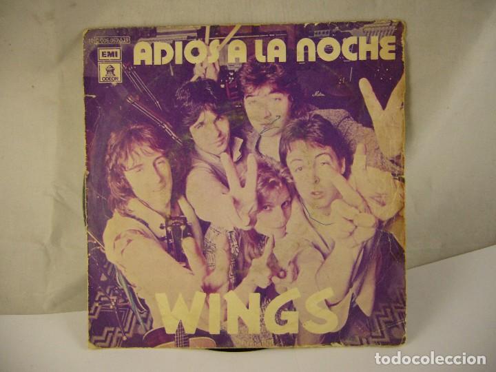 Discos de vinilo: WINGS -ADI&Oacute;S A LA NOCHE- SINGLE 1979 - Foto 1