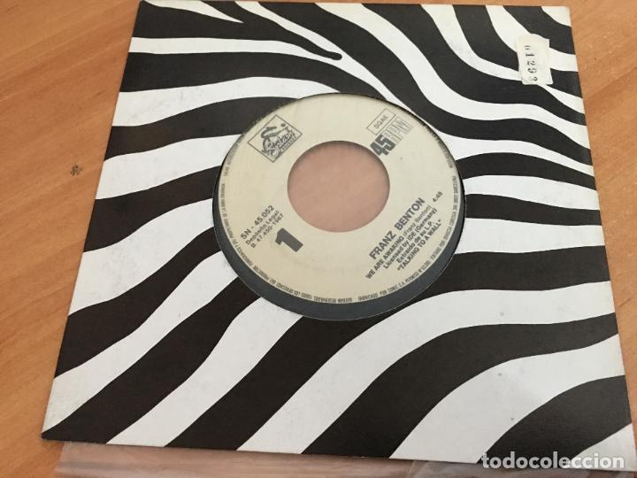 Discos de vinilo: FRANZ BENTON (WE ARE AWAKING) SINGLE ESPA&Ntilde;A 1987 (EPI11) - Foto 1