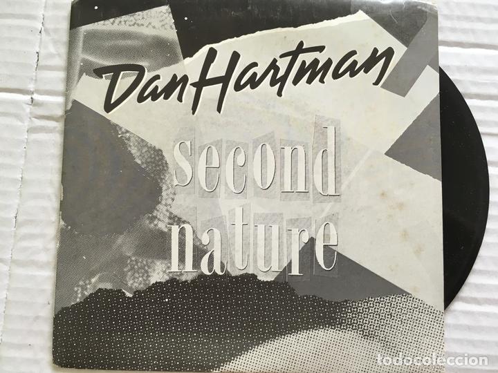 Discos de vinilo: 7 SINGLE-DAN HARTMAN-SECOND NATURE - Foto 1