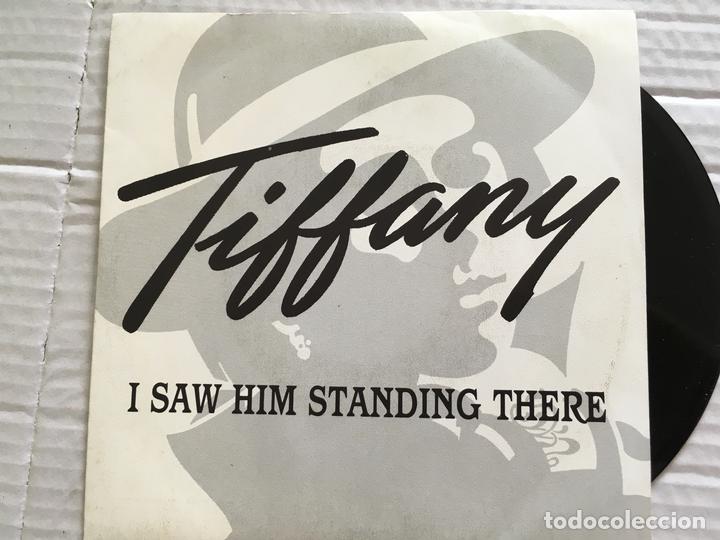 Discos de vinilo: 7 SINGLE-TIFFANY-I SAW HIM STANDING THERE - Foto 1