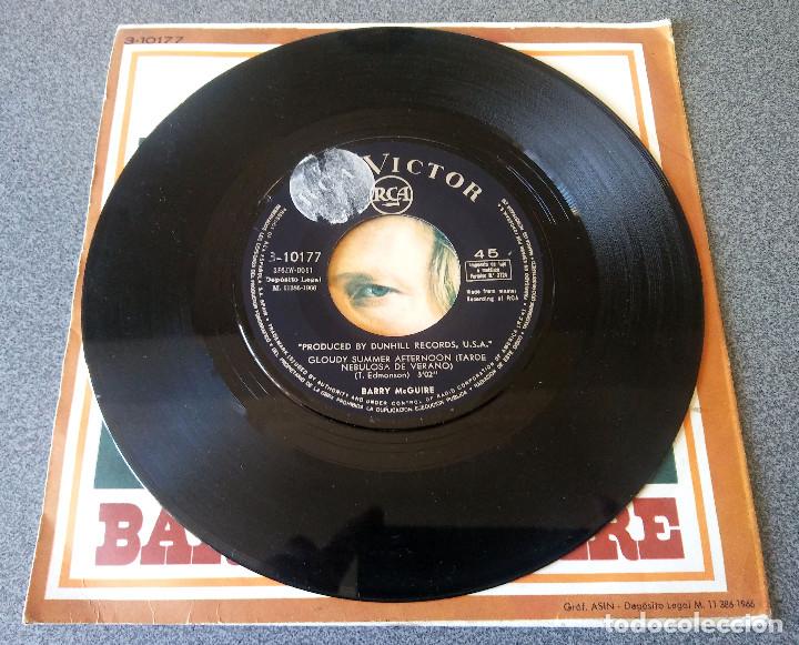 Discos de vinilo: Single Ep Barry Mc Guire Cloudy Summer Afternoon - Foto 2
