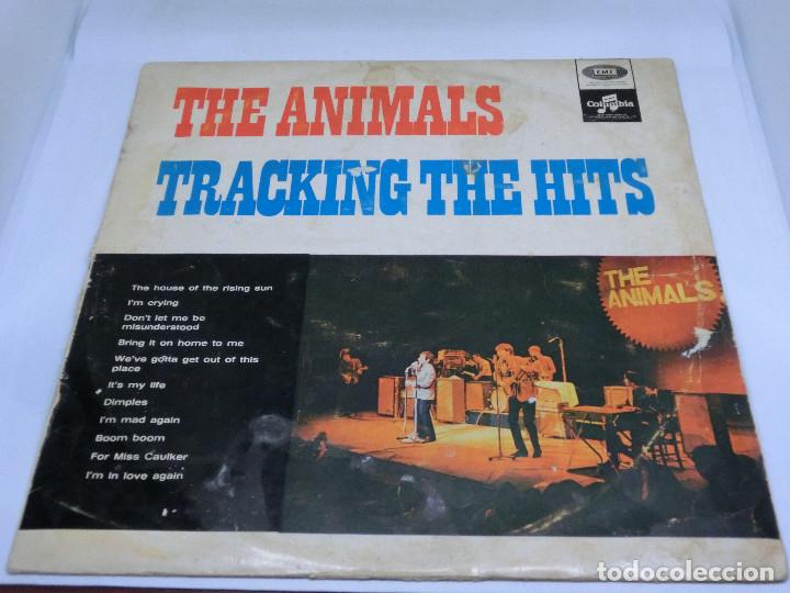 Discos de vinilo: THE ANIMALS - TRACKING THE HITS - LP - Foto 1