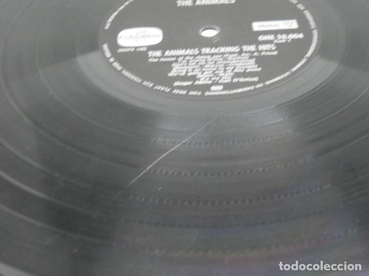 Discos de vinilo: THE ANIMALS - TRACKING THE HITS - LP - Foto 6