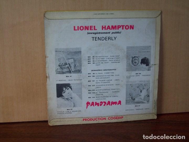 Discos de vinilo: LIONEL  HAMPTON  -  TENDERLY  +   HURRY  UP  -  SINGLE - Foto 2