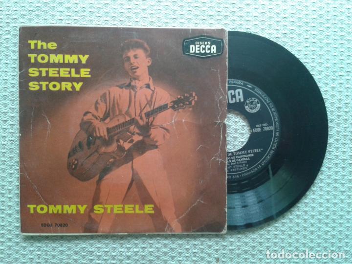 Discos de vinilo: DISCO SINGLE , THE TOMMY STEELE STORY - Foto 1