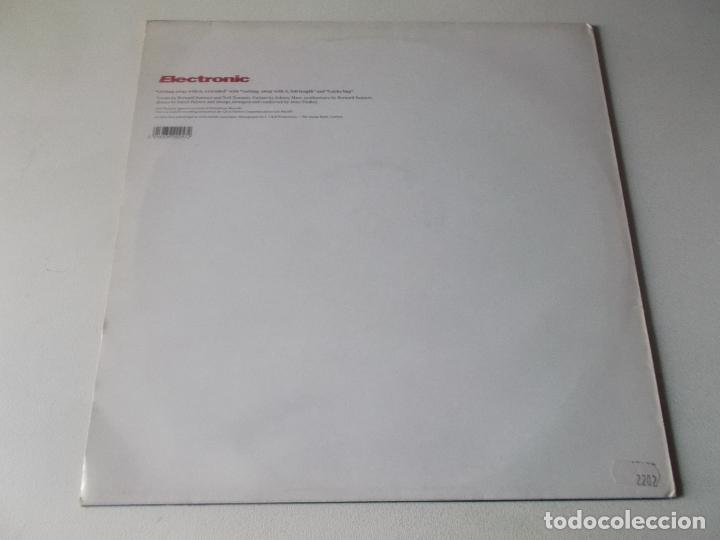 Discos de vinilo: Electronic &lrm;&ndash; Getting Away With It... Factory &lrm;&ndash; Fac257 - Foto 2
