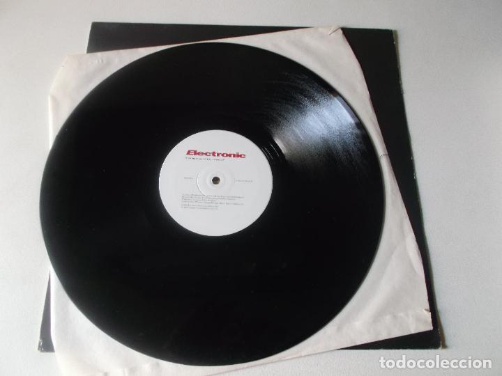Discos de vinilo: Electronic &lrm;&ndash; Getting Away With It... Factory &lrm;&ndash; Fac257 - Foto 3