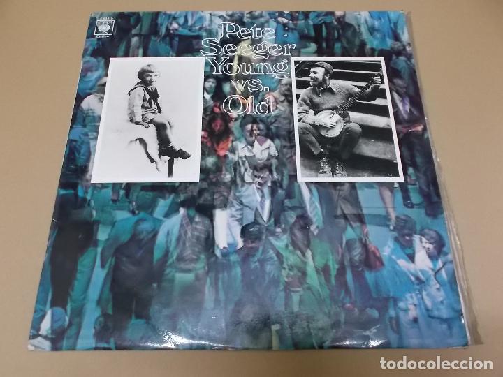 Discos de vinilo: PETE SEEGER (LP) YOUNG VS. OLD A&Ntilde;O 1976 - Foto 1