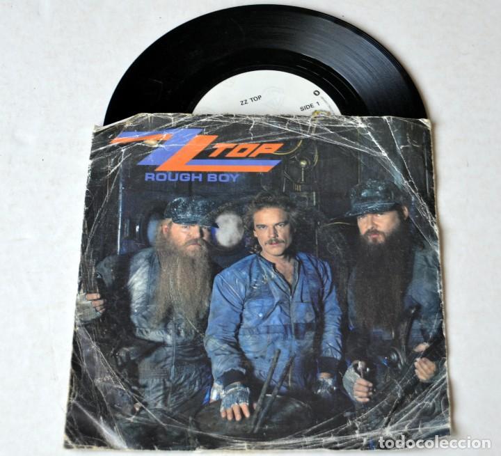 Discos de vinilo: SINGLE: ZZ TOP. ROUGH BOY . A&Ntilde;O 1985 - Foto 1