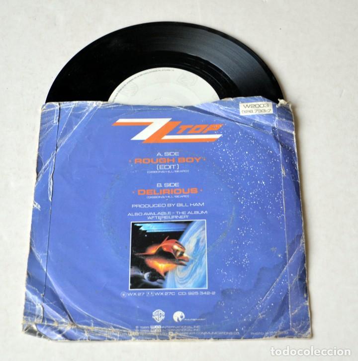 Discos de vinilo: SINGLE: ZZ TOP. ROUGH BOY . A&Ntilde;O 1985 - Foto 2