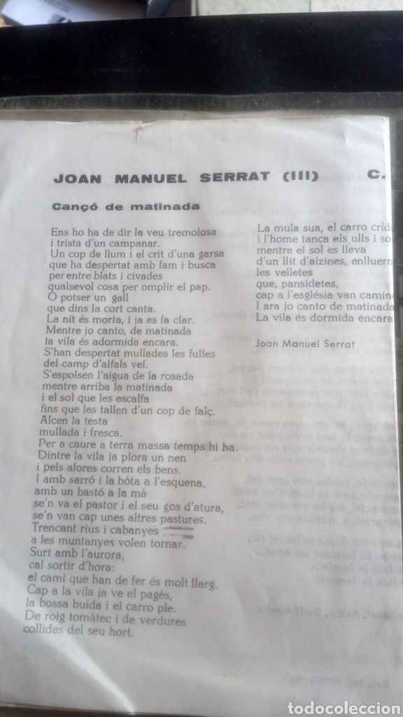 Discos de vinilo: DISCO SINGLE DE JOAN MANUEL SERRAT CON LA LETRA ORIGINAL. 1966. - Foto 2
