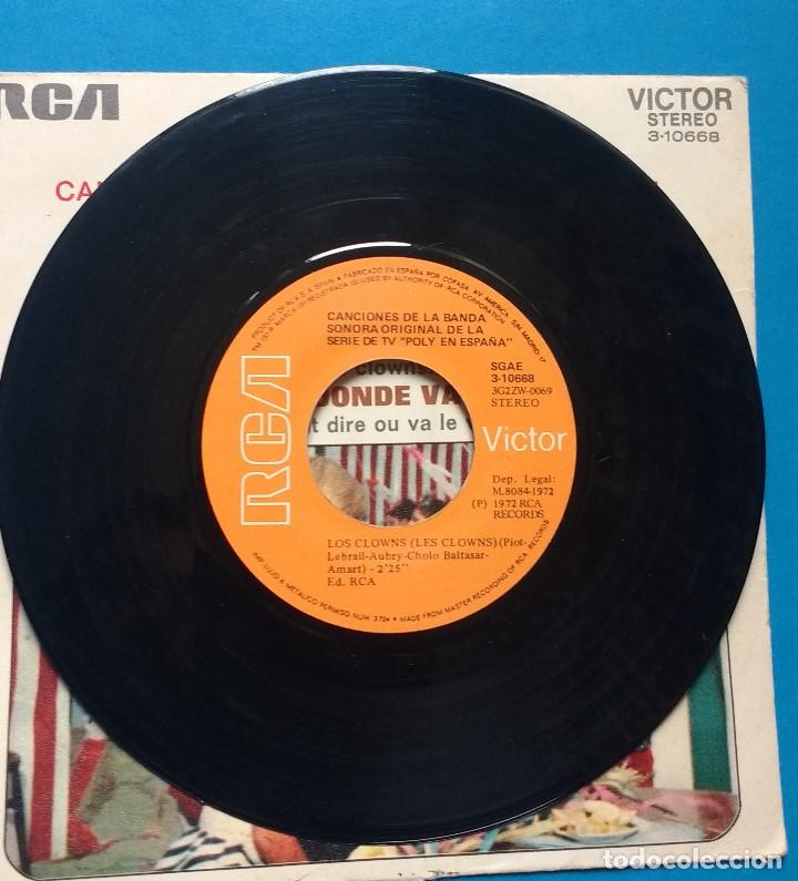 Discos de vinilo: POLY EN ESPA&Ntilde;A BSO SERIE TV, LOS CLOWNS - Foto 2