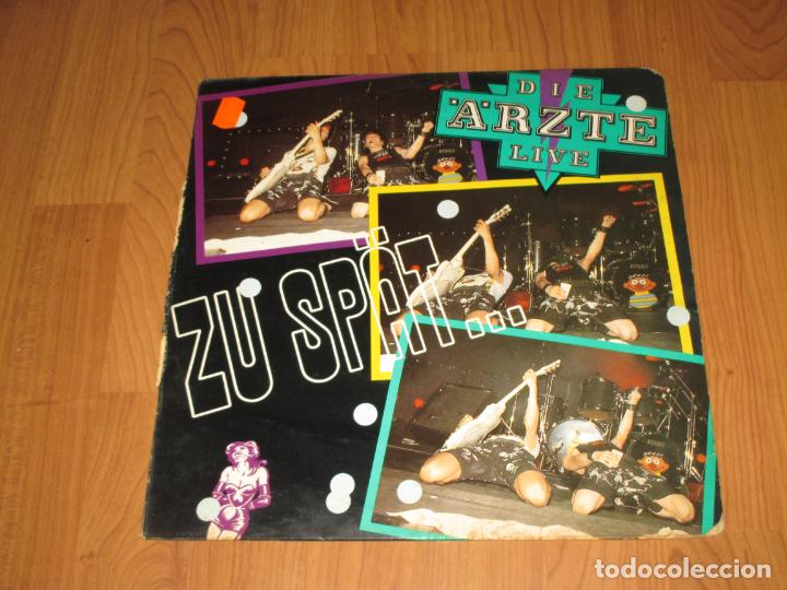 Discos de vinilo: DIE ARZTE - ZU SPAT LIVE - MAXI - GERMANY - CBS - LM  - Foto 2