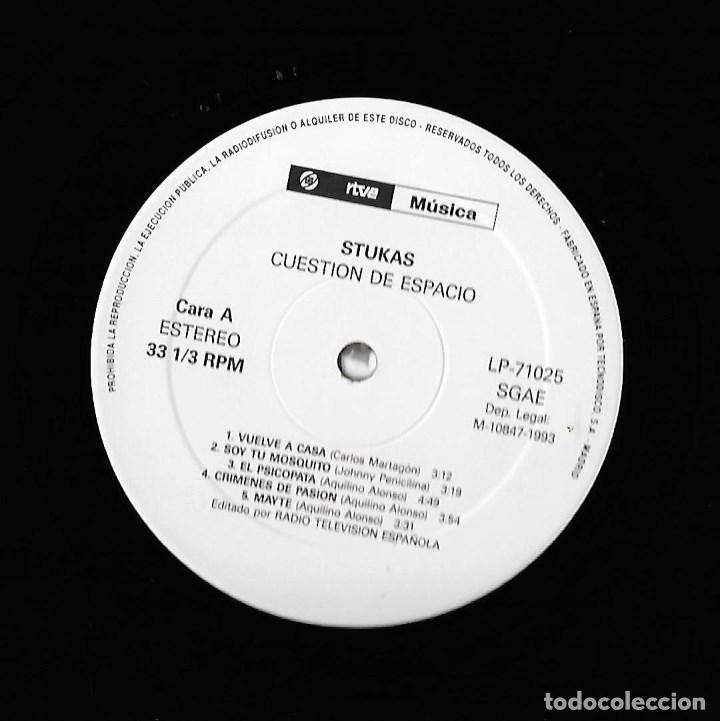 Discos de vinilo: STUKAS: CUESTI&Oacute;N DE ESPACIO. POP ROCK ESPA&Ntilde;OL - Foto 4