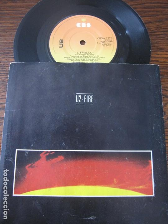 Discos de vinilo: U2 `Fire` 1981 CBS A1376 1st Issue - Foto 1