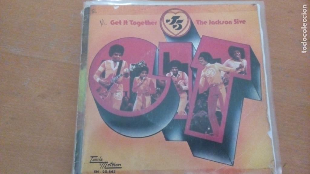 Discos de vinilo: THE JACKSONS FIVE GET IT TOGETHER SINGLE SPAIN 1974 - Foto 1