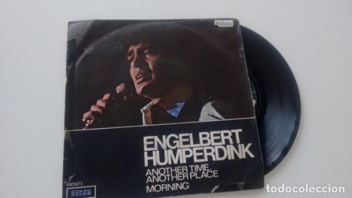 Discos de vinilo: SINGLE (VINILO) DE  ENGELBERT HUMPERDINK A&Ntilde;OS 70 - Foto 1