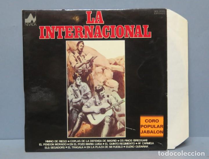 Discos de vinilo: LP. LA INTERNACIONAL. CORO POPULAR JABALON - Foto 1