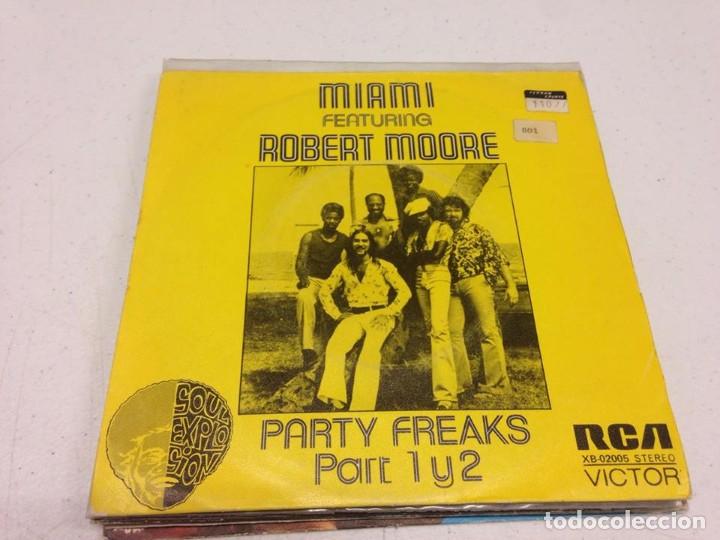 Discos de vinilo: Miami Featuring Robert Moore--- - Party Freaks (7-single) - Foto 1