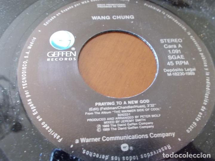 Discos de vinilo: WANG CHUNG. PRAYING TO A NEW GOD - Foto 3
