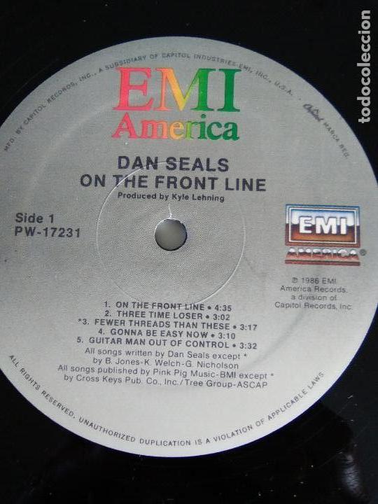 Discos de vinilo: DAN SEALS On the front line ( 1986 EMI AMERICA USA ) - Foto 5 - 133487714