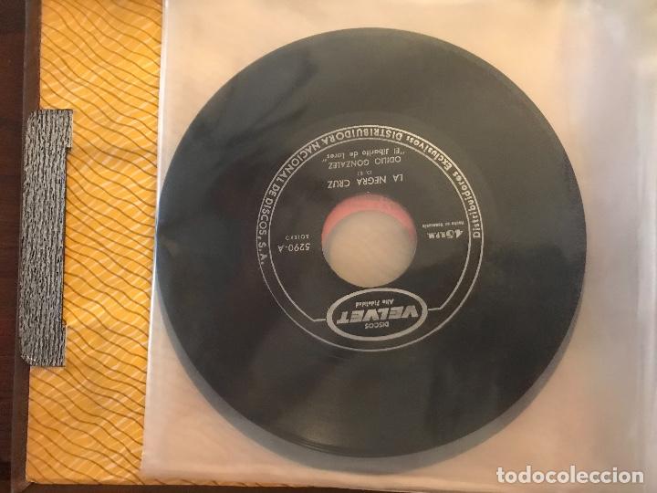 Disques de vinyle: Odilio Gonz&aacute;lez la negra cruz
