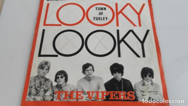 Discos de vinilo: ANTIGUO DISCO DE THE VIPERS LOOKY - Foto 1