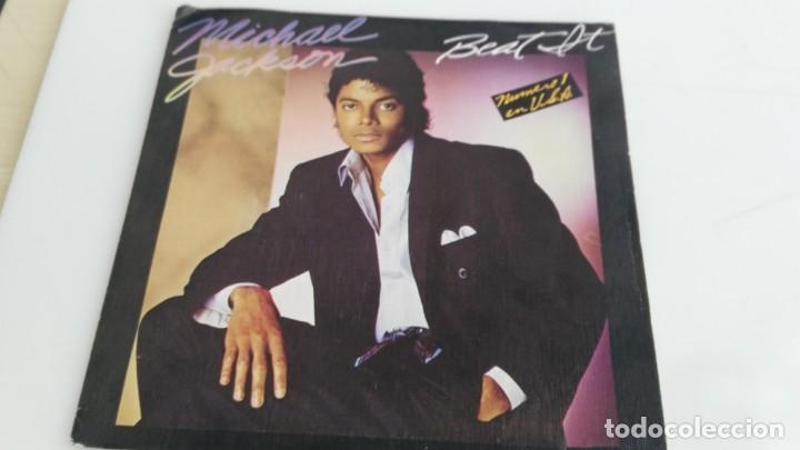 Discos de vinilo: DISCO ANTIGUO MICHAEL JACKSON  BEAT IT - Foto 1