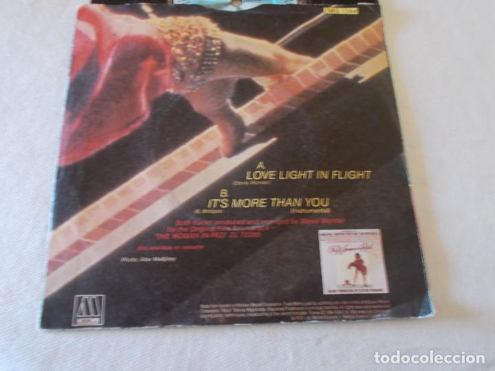 Discos de vinilo: STEVIE WONDER. LOVE LIGHT IN FLIGHT - Foto 2