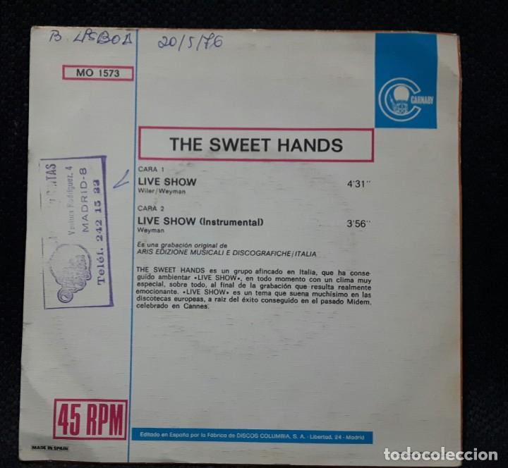 Discos de vinilo: THE SWEET HANDS - LIVE SHOW - SINGLE - 1976 - Foto 2