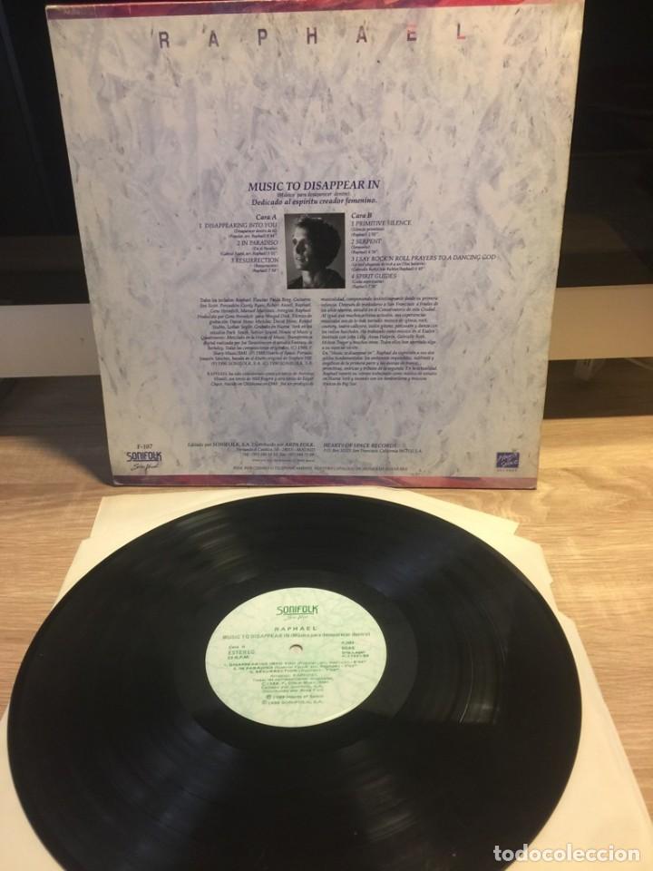 Discos de vinilo: RAPHAEL. MUSIC TO DISSAPEAR IN - Foto 2