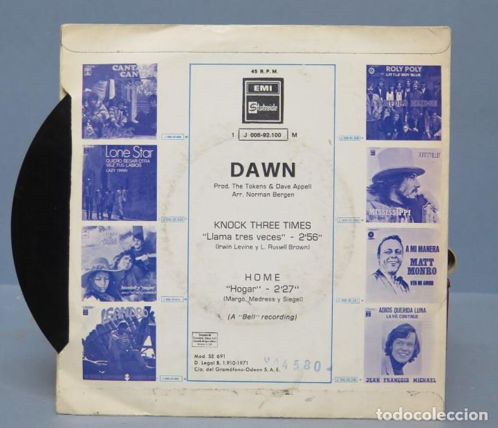 Discos de vinilo: SINGLE. DAWN. KNOCK THREE TIMES - Foto 2